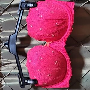 EUC- Victoria’s Secret ‘Dream Angel’ Strapless Push Up Bra